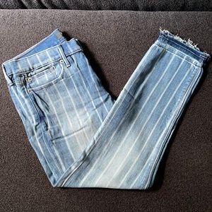 Express Mid-Rise Ankle Jean